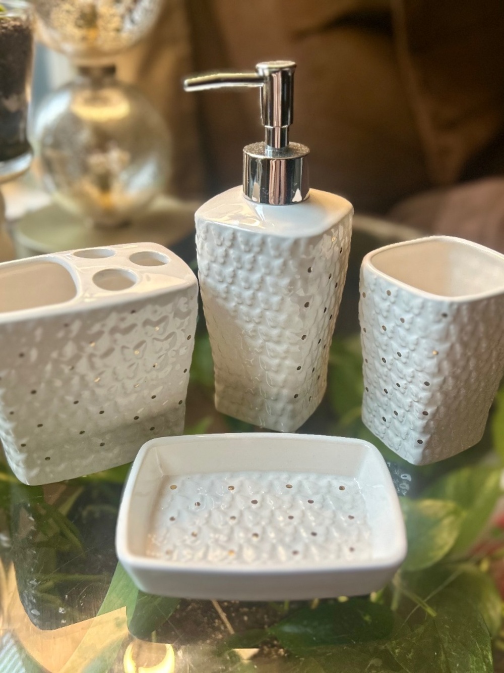NEW White Textured Ceramic 4-Piece Bathroom Accessory Set with Gold Dot Accents